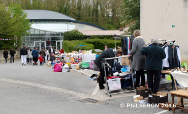 Fête communale et brocante à Brasles dans le sud de l'Aisne