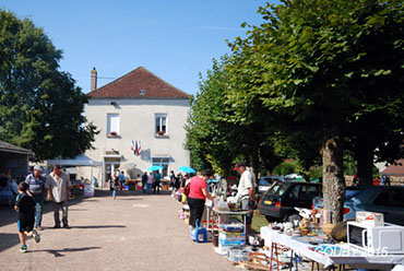 Brocante d'automne à Brasles dans l'Aisne