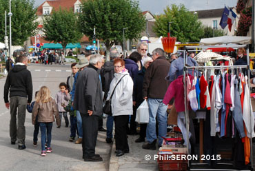 Brocante d'automne à Brasles dans l'Aisne